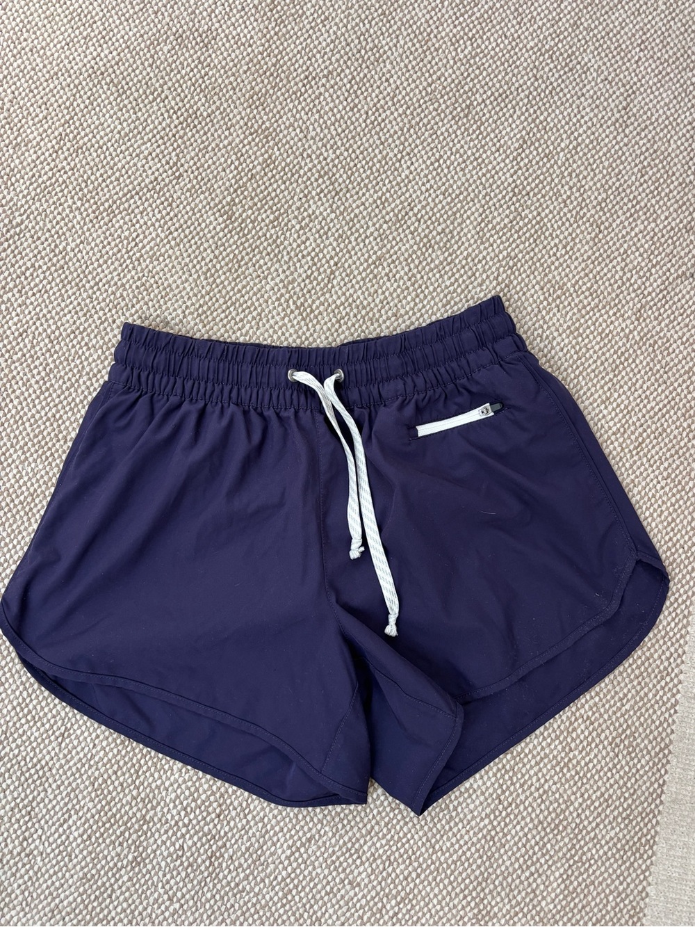 Vuori Clementine 2.0 Shorts - Women's 4" Inseam - Medium